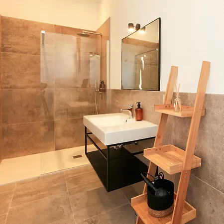 Bed & Breakfast Masseria Kalandini 4*