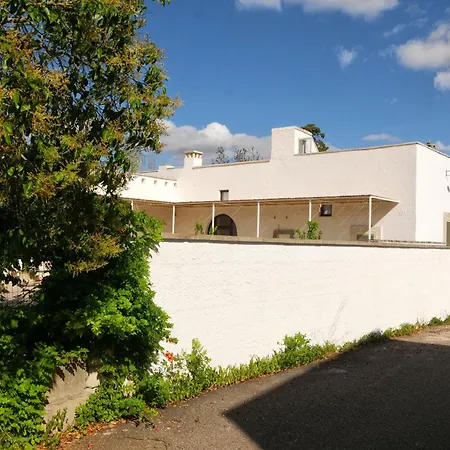 Bed & Breakfast Masseria Kalandini 4*